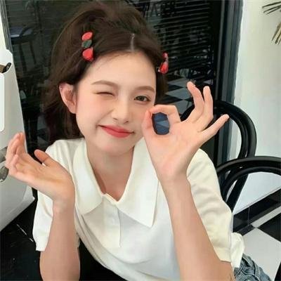 神秘女魔王 封面